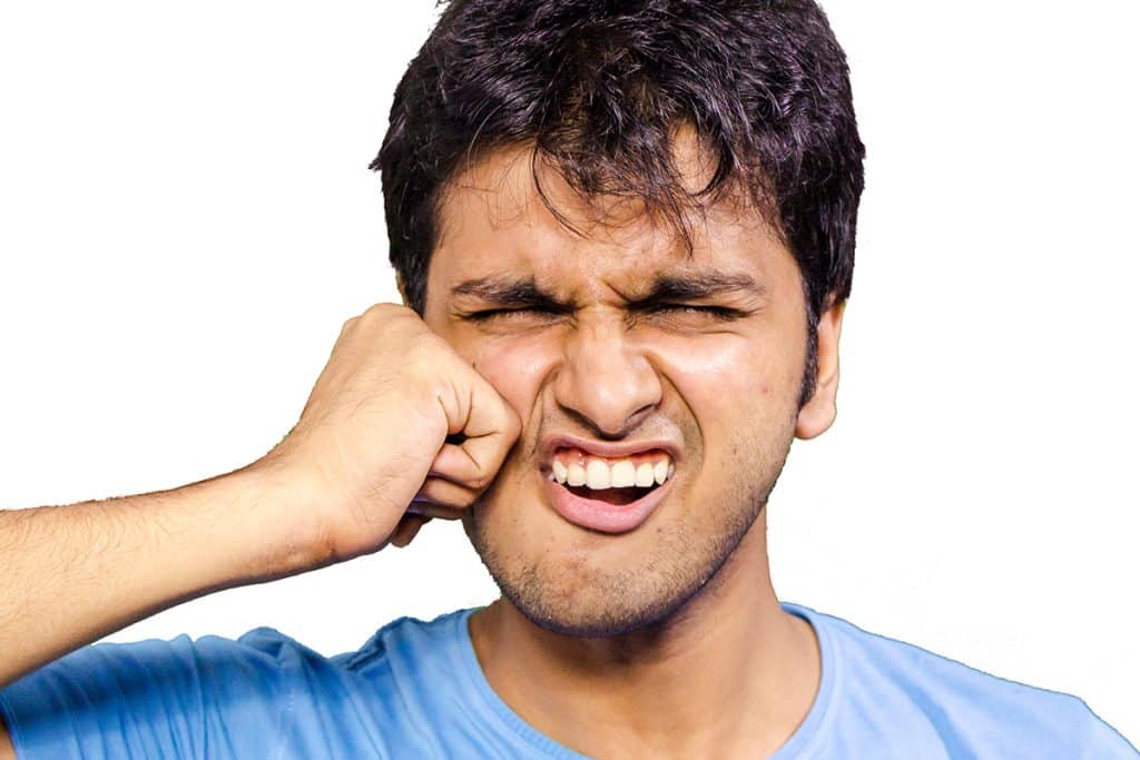 What to Do If You Knock Out a Tooth in Vilonia